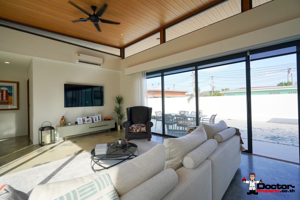 New 3 Bedroom Pool Villa in Bang Rak, Koh Samui – For Sale